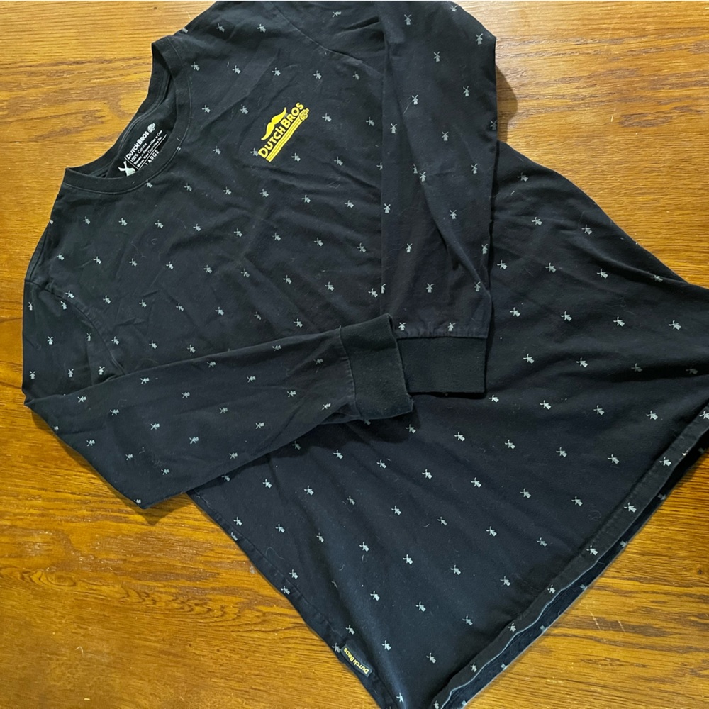 Men’s Dutch bros top